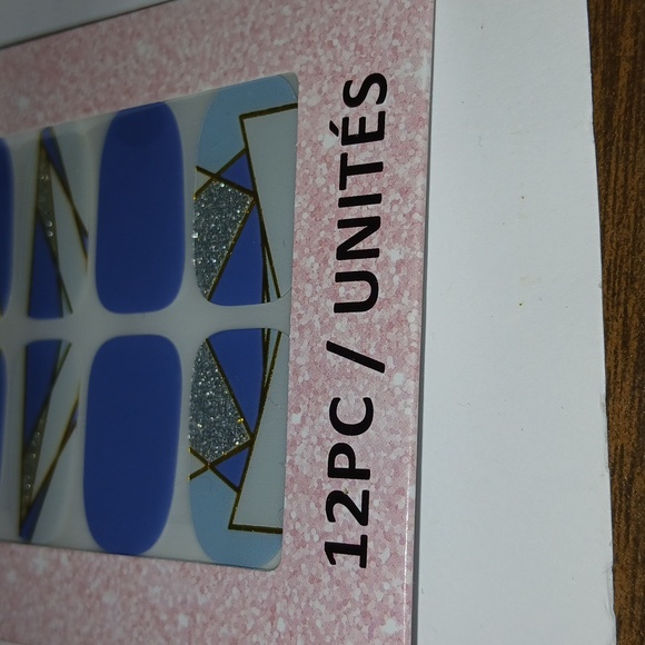 Nail Wraps  12PC blue white silver and gold NWT - Picture 4 of 5